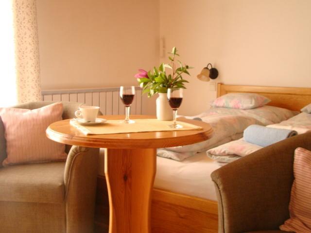 Viragoskert Apartman Heviz Room photo